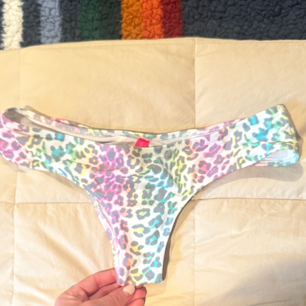 Victoria's Secret Multicolor Leopard bikini scrunch Bottoms